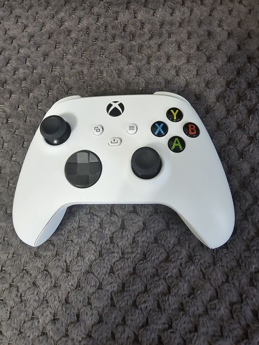 Vand xbox serie s 512 gb ssd