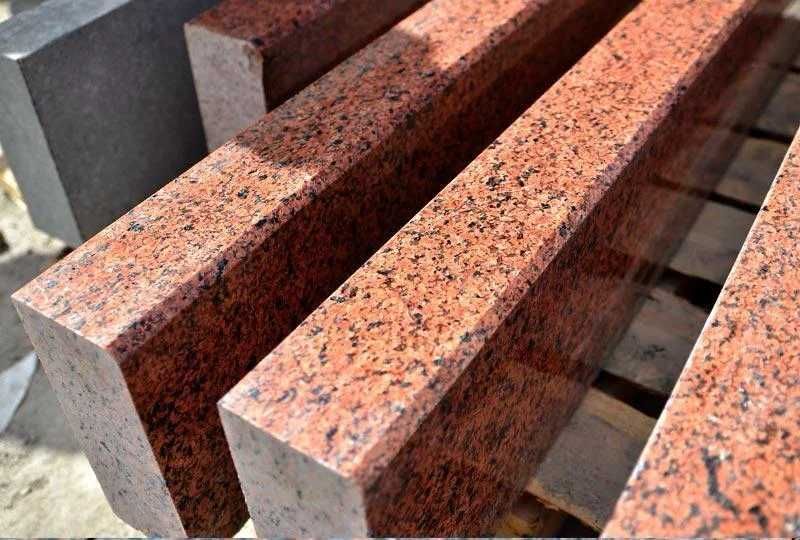 Гранитный поребрик и бордюр.