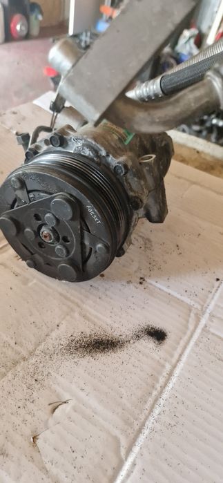 Vând compresor clima Opel 1.7 cdti