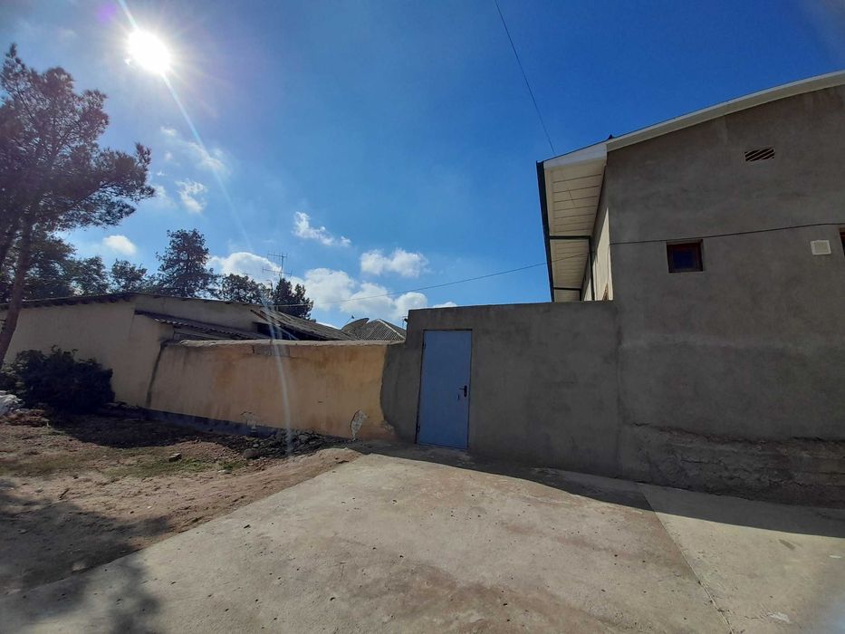 Барча қулайликларга эга ХОВЛИ СОТИЛАДИ