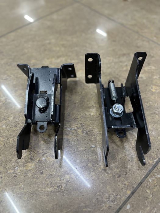 Кронштейн запаски под быстросьем на газель