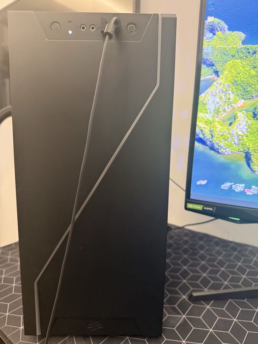 Setup Gaming Complet  — RTX 3080 / Ryzen 7 9700X / 32GB DDR5 + Monitor Samsung Odyssey G7