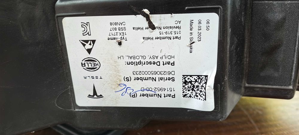 Ляв фар за Tesla Model 3 / Y / Тесла Модел 3 У