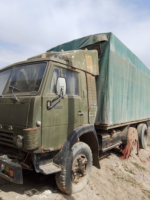 Kamaz sotiladi sastaniya yaxshi kelishamz yashil rangli balon yangilan