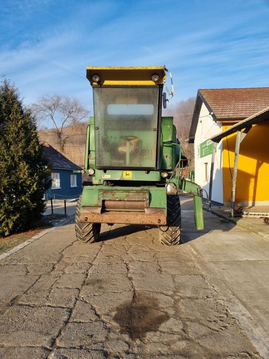 Dezmembram combina John Deere 950