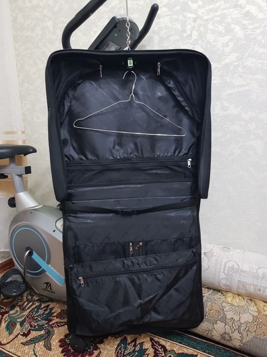 Рюкзак для ноутбука и сумка-чехол