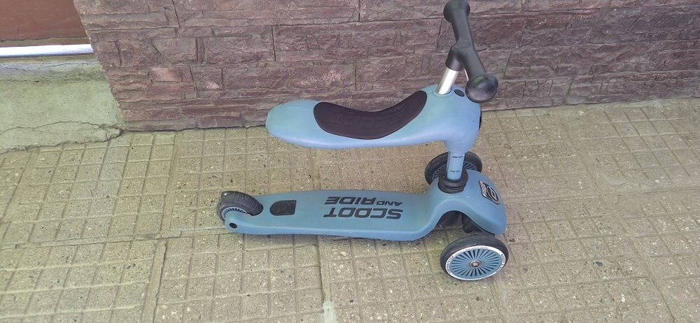 Детска тротинетка Scoot and ride
