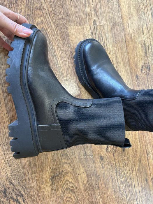 Боти от естествена телешка кожа Mango