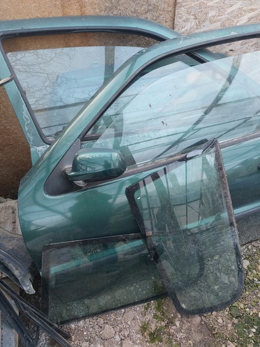 Piese Volkswagen Polo 1.0i Faruri OFERTĂ TOP