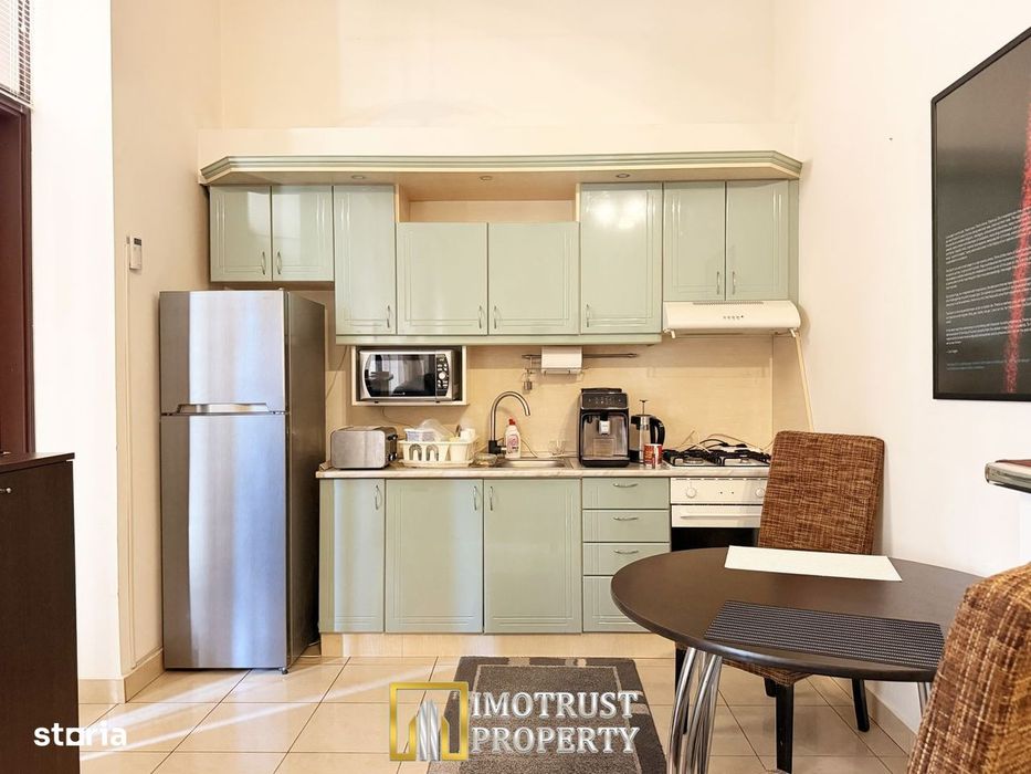 Apartament ultracentral 2 camere și acces pietonal din două străzi — fotografia 3