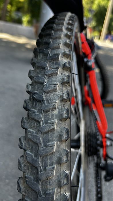 Bicicleta B’Twin Rockrider 500, 24”, 18 viteze, suspensie, stare foarte buna