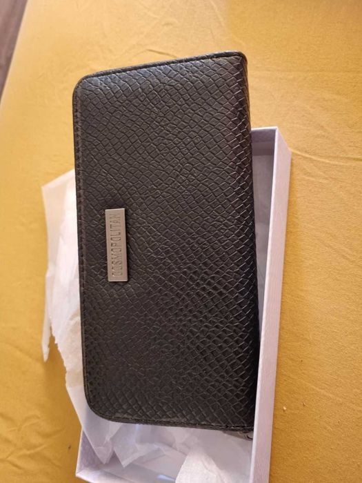 Ново портмоне Cosmopolitan, с кутия