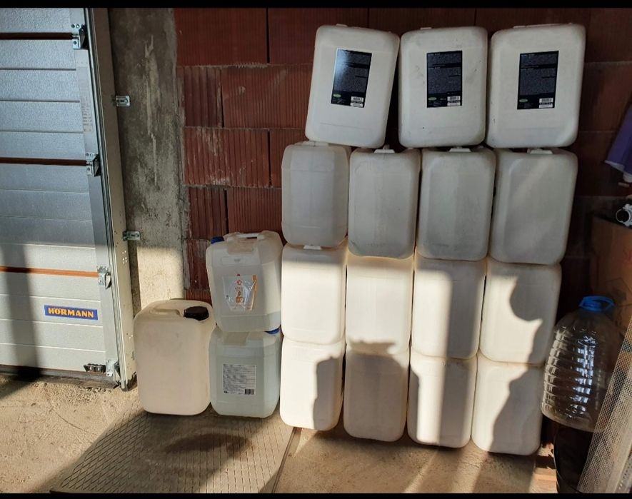 Празни туби 20 литра