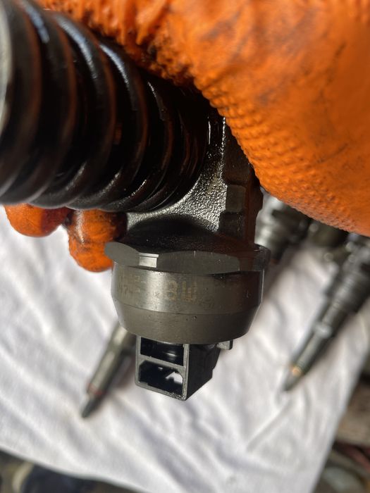 Injectoare Audi a4 b7 1.9 BRB