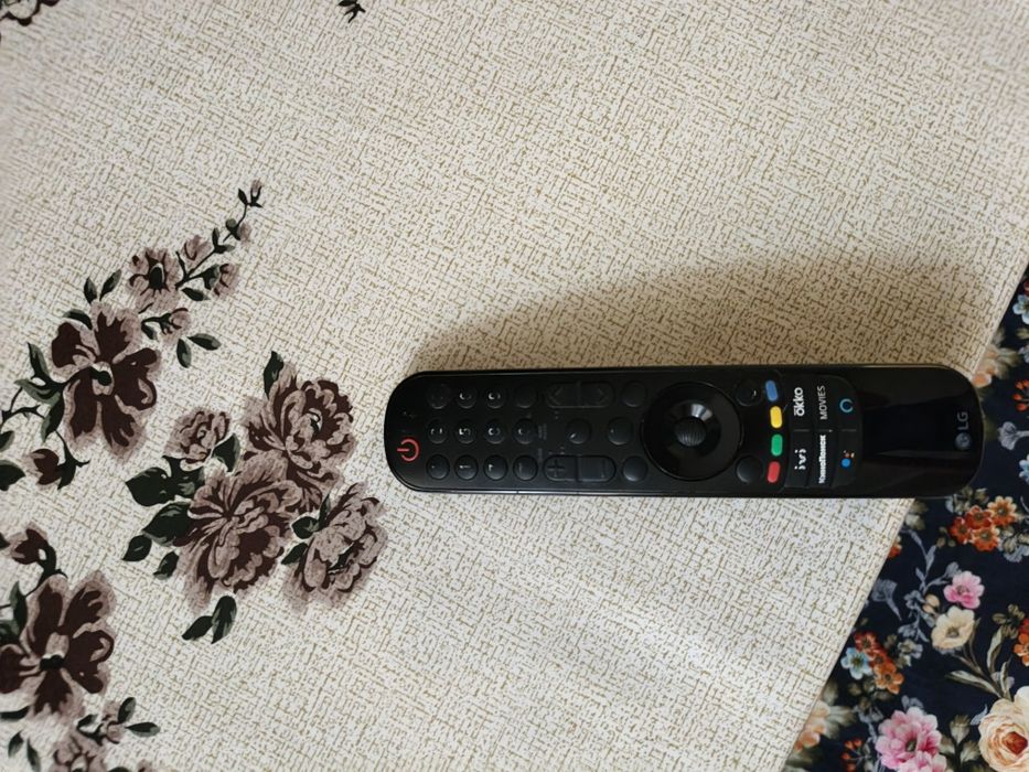 LG 50 smart 4k  galasovoy poisk