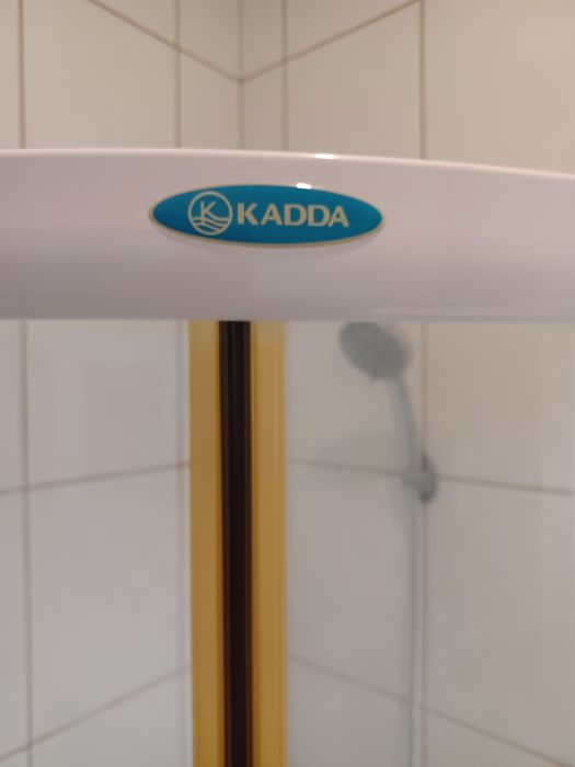 Cabina dus Kadda!