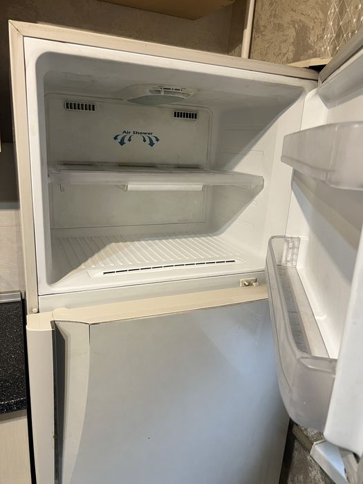 Холодильник Samsung