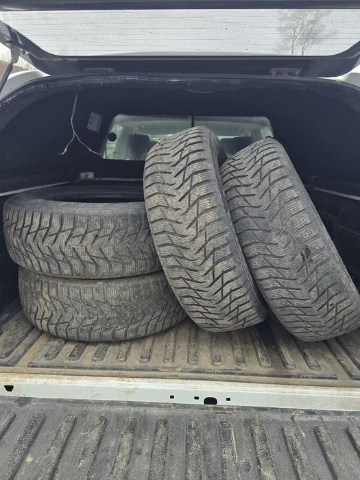Зимни гуми Sailun  245/65/17