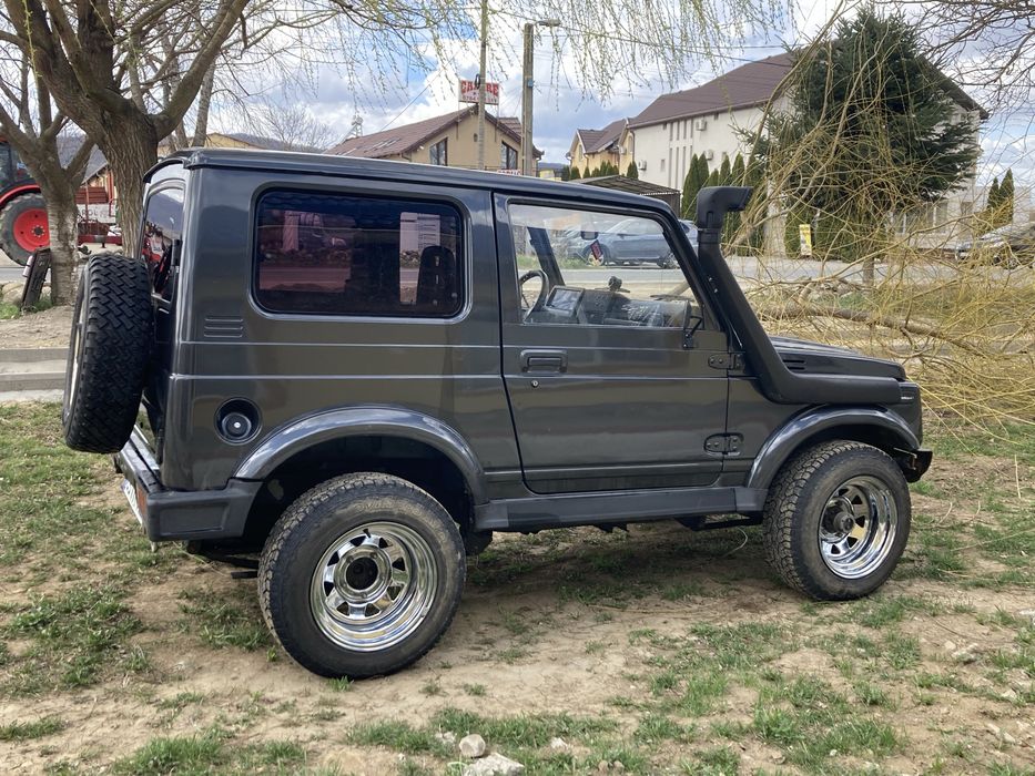 Suzuki Samurai Model Spania