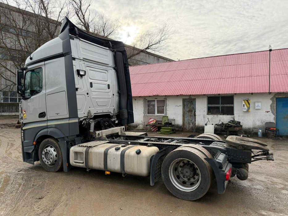 Cap tractor Mercedes-Benz Actros 1842 Mega - 2018