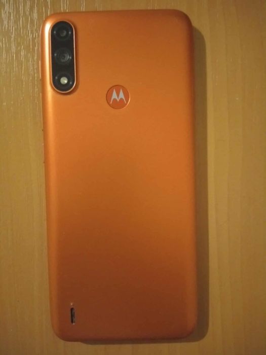 Vând pachet trei telefoane impecabile ca noi