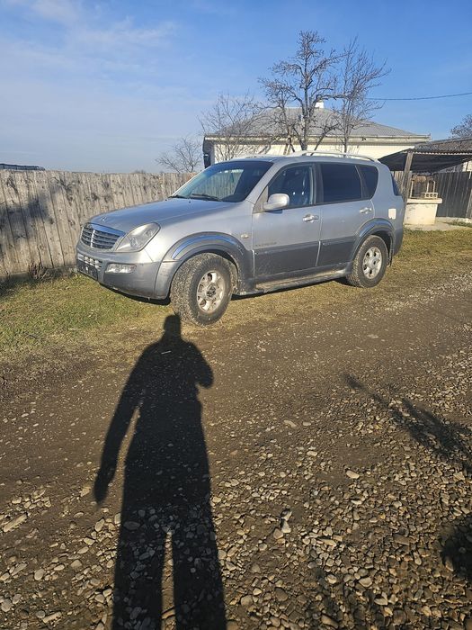 Dezmembrez rexton 2.7d