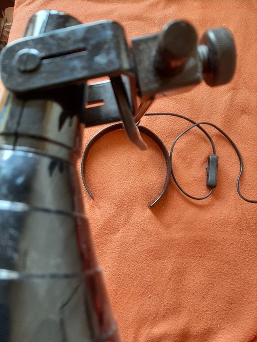 Настольная лампа