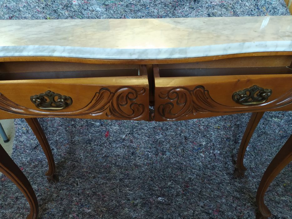 Consola din lemn ,stil baroc cu placa de marmura