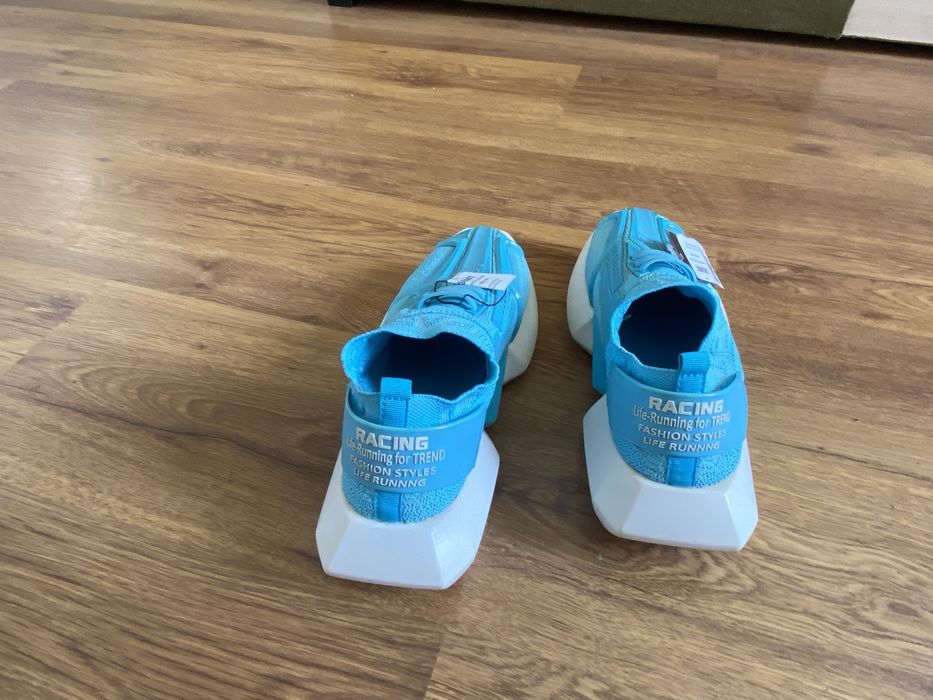 Кросовки универсальные