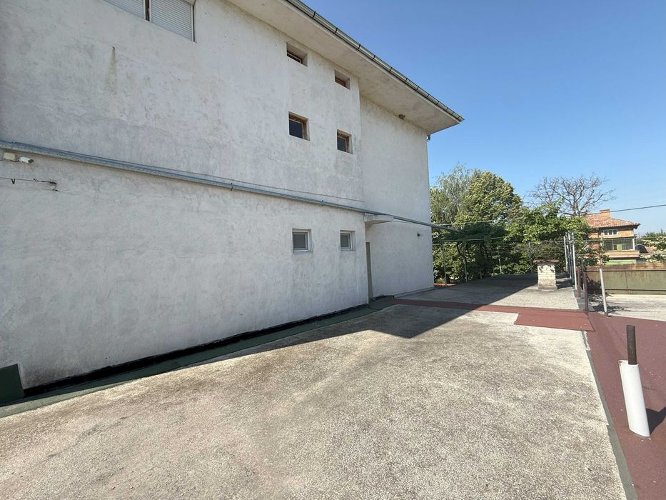 Продава се Къща в с. Скутаре, Област Пловдив - 659 кв.м за 881 €/кв.м - Снимка #13