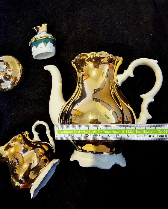 Порцеланов комплект- бижутерни кутии