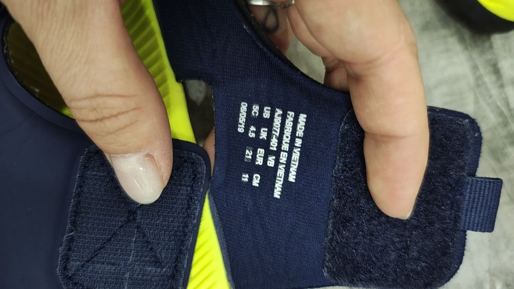 Сандали Nike номер 21