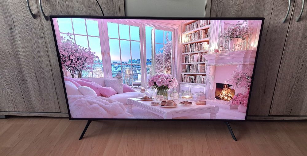 Samsung GU43Q60TGU QLED, 4K, UltraHD, Smart, WiFi