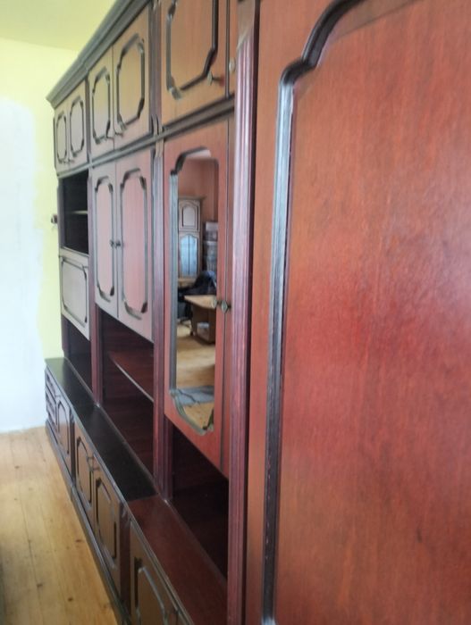 Vând mobila sufragerie.