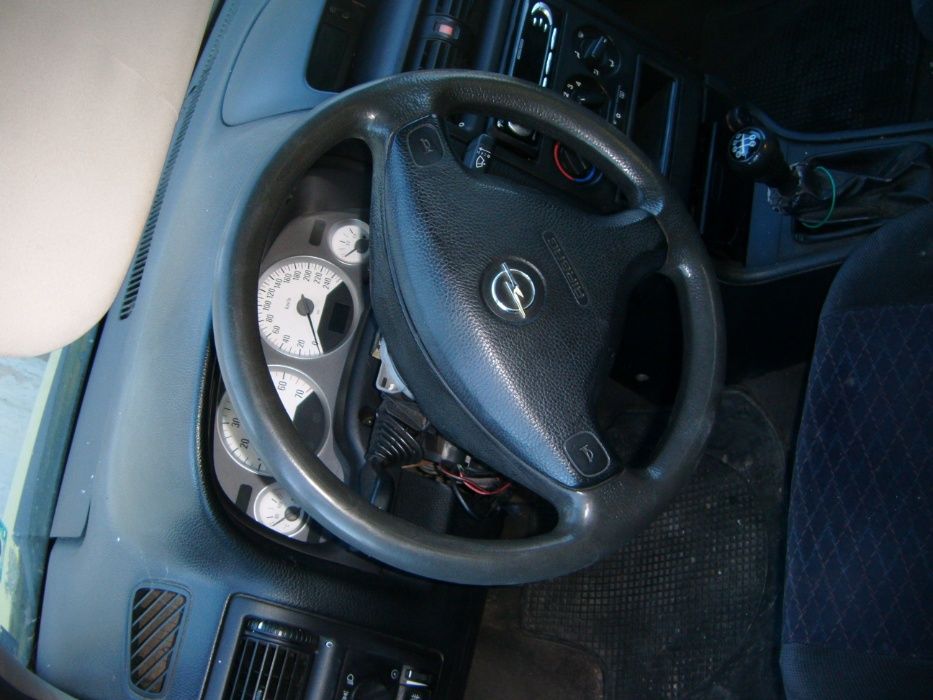 Опел Астра купе 1.7тди 75к.с.2001г.Само на части