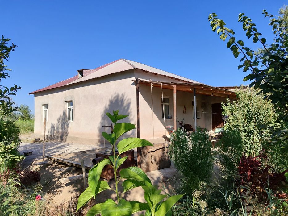 4 ханалы баняасы бар Жай сатылады  бахасы 270мл келсимли