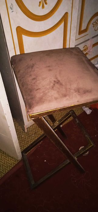 Barniy stul 5 ta 1 stoli eni 280, devorga qotiriladi holati yangi