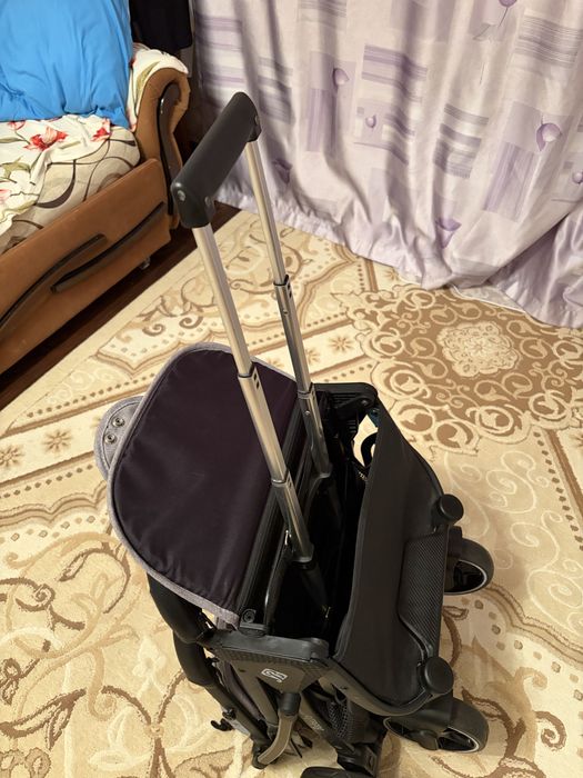 Продам коляску прогулочную