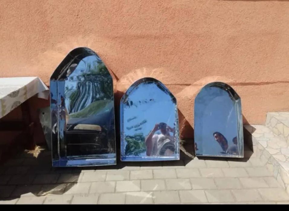 Vând crinte găleți