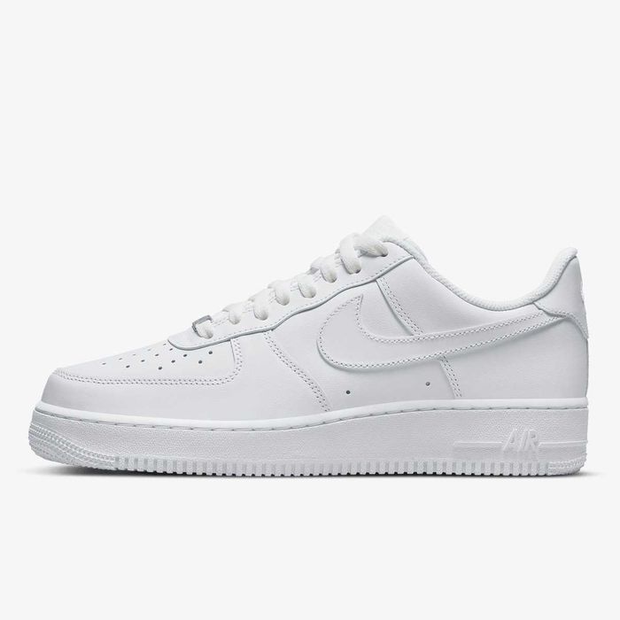 Нови! Оригинални маратонки Nike Air Force 1 - EU 39 / 25 см