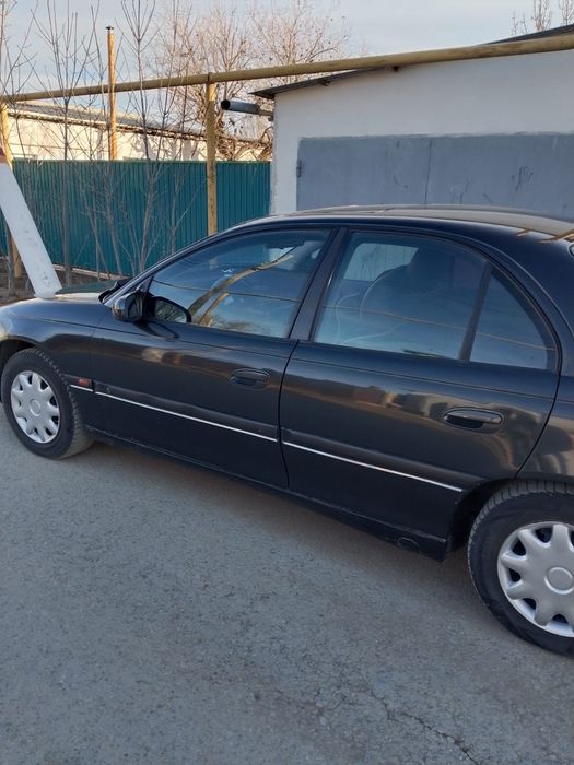 Продам опель омега