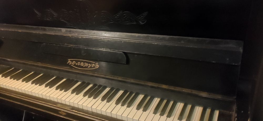 Продаю    Пианино