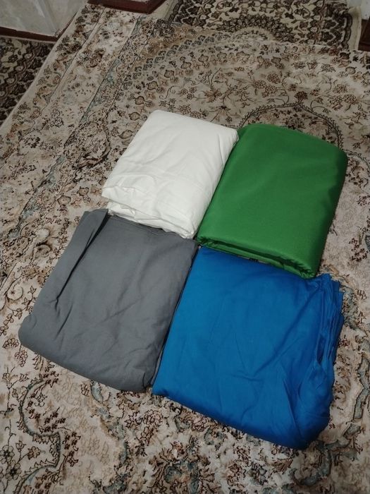Yashil fon sotiladi. O'lchami bo'yi 6 metr, bo'yi 3metr