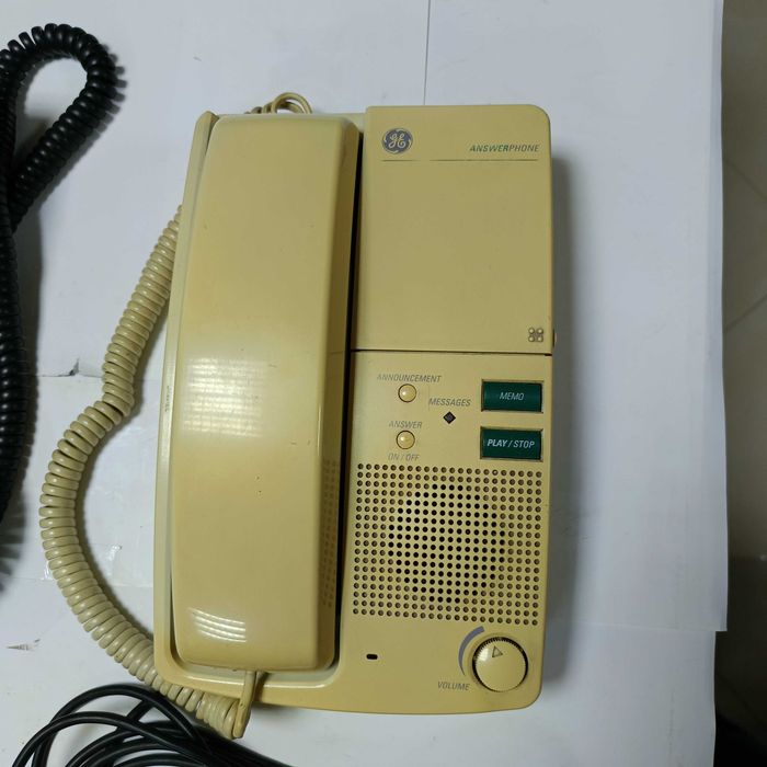 Стационарни телефони