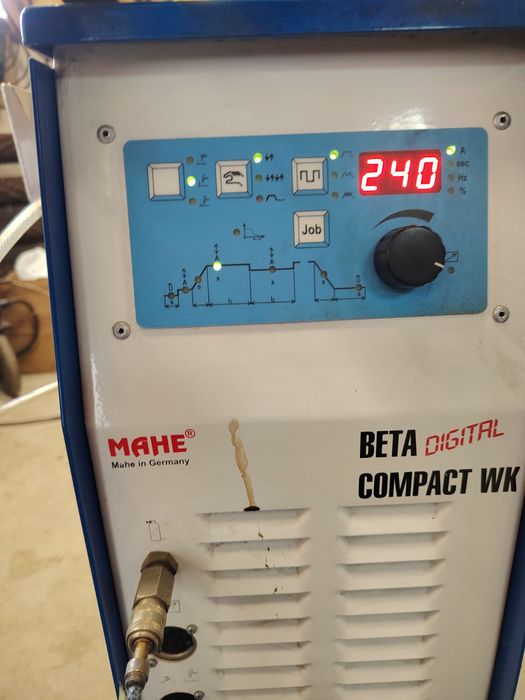 Аргонов заваръчен апарат с водно