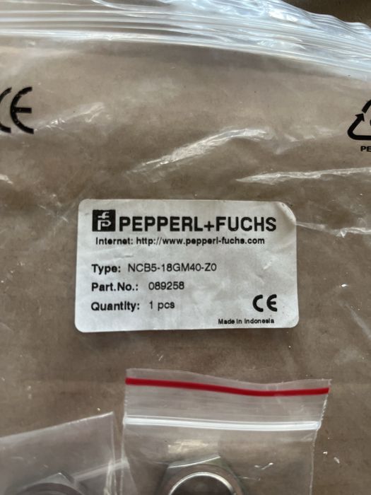 3x Senzor inductiv Pepperl+Fuchs NCB5-18GM40-Z0 NOU, sigilat, M18, 10-30V DC