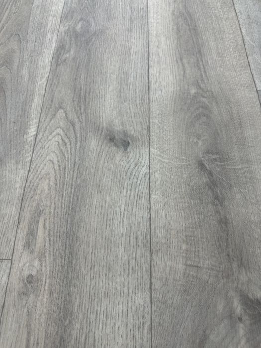 Продам линолеум новый куски