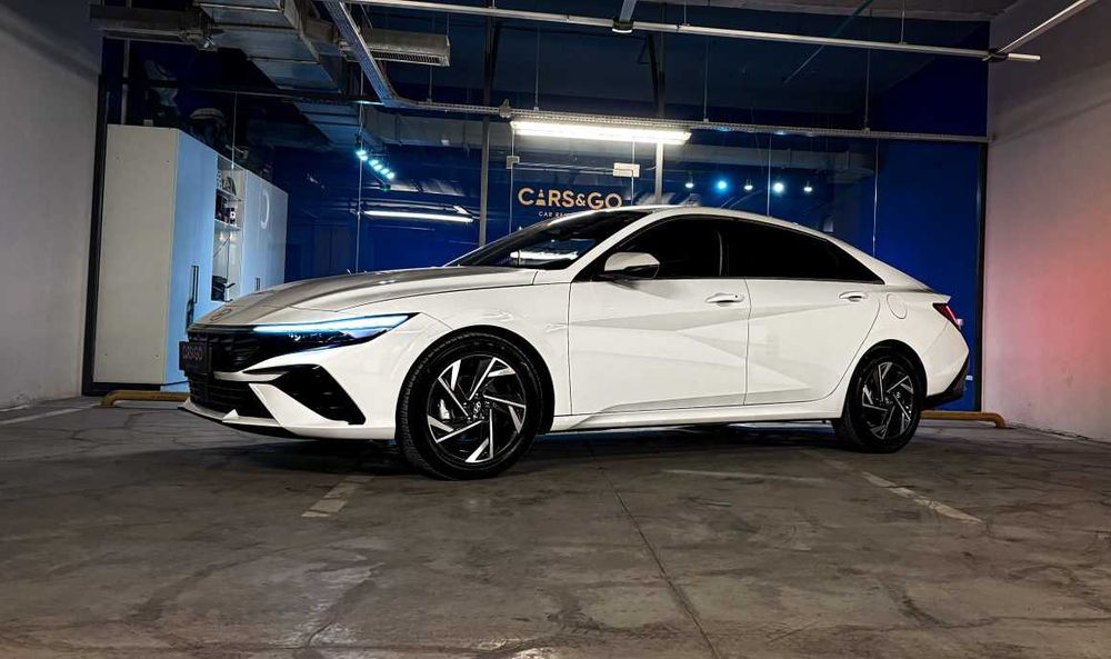 Аренда Hyundai Elantra в режиме такси от 14000 КОМФОРТ +++