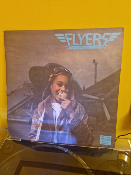 Уикенд промоция Грамофонна плоча Flyers