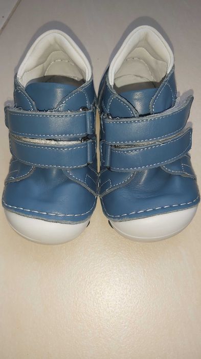 Детски боси обувки за прохождане